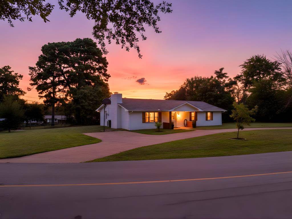 Hideaway, TX 75771,322 Lone Star Lane