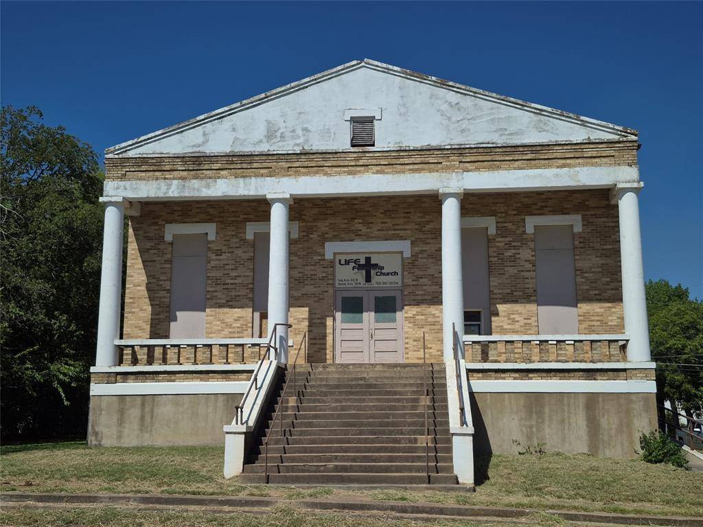 Bowie, TX 76230,506 Sanders Street