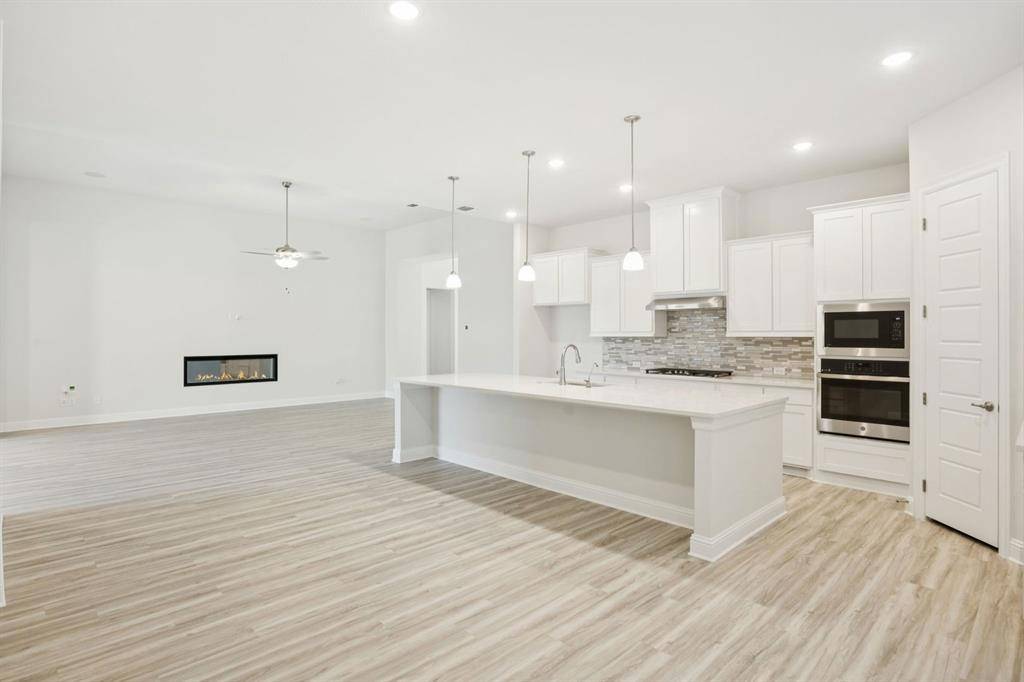 Crowley, TX 76036,1000 Sunflower Street