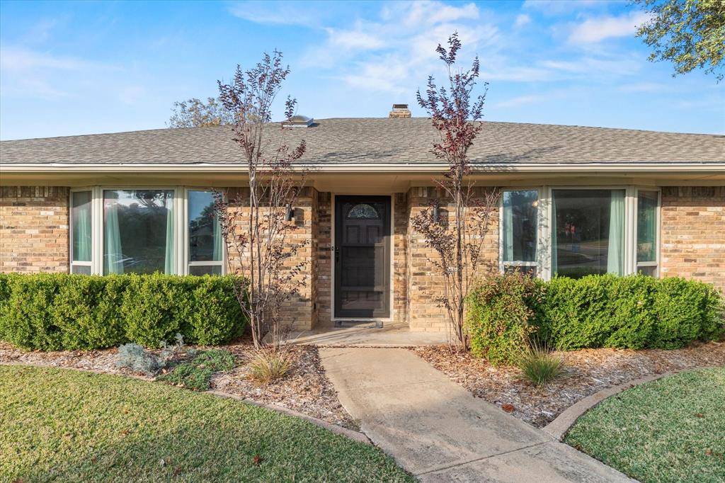 Plano, TX 75075,2401 Bluffton Drive
