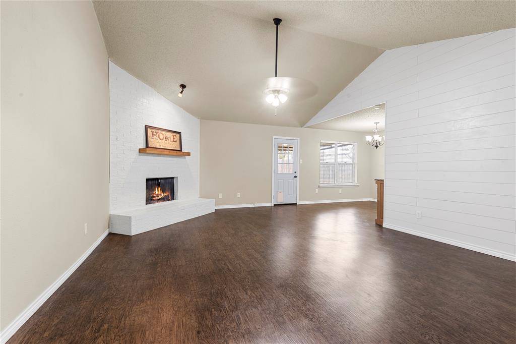 Saginaw, TX 76179,1245 N Knowles Drive