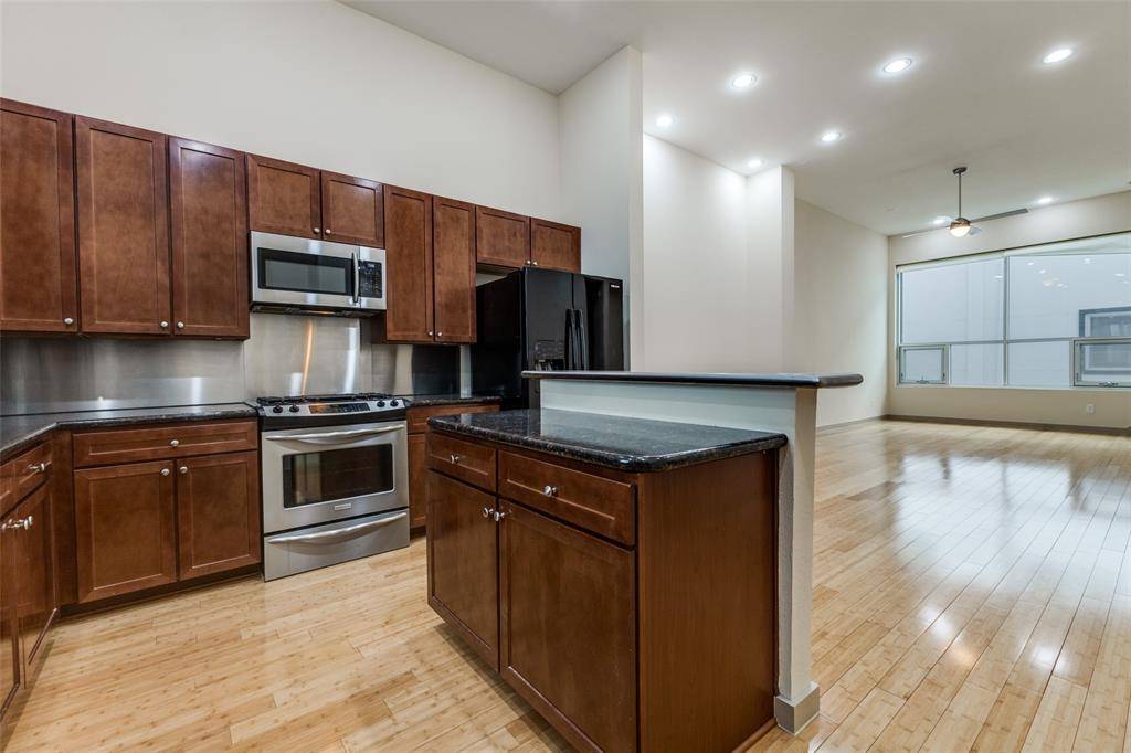 Dallas, TX 75204,739 Cannen John Lane