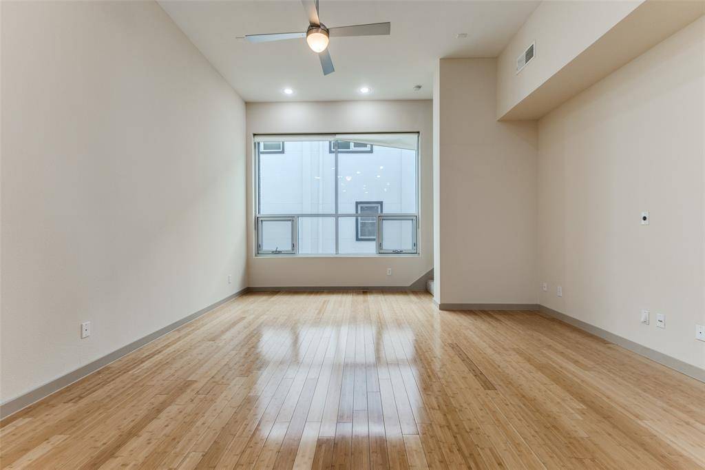 Dallas, TX 75204,739 Cannen John Lane