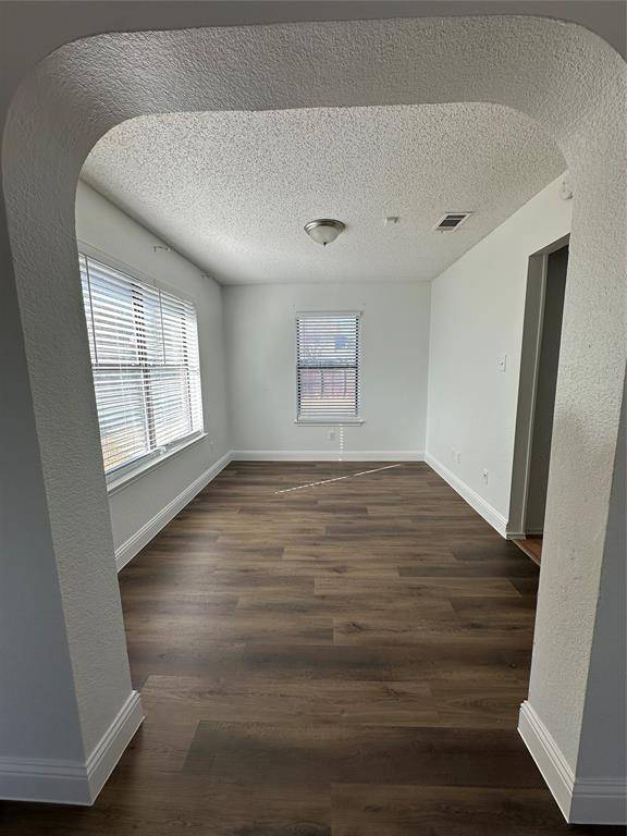 Garland, TX 75040,2006 Oakglen Drive