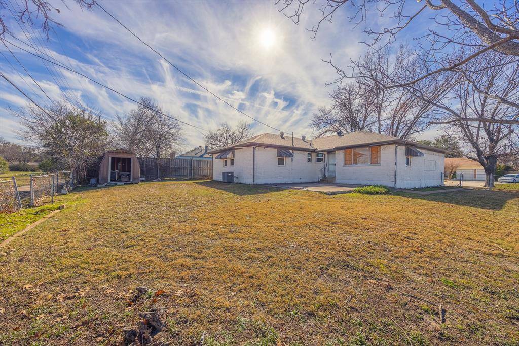 Dallas, TX 75228,2306 Greenland Drive