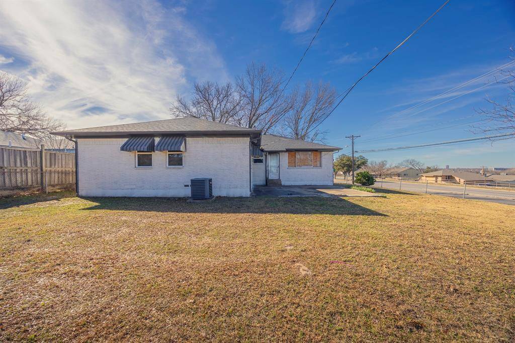 Dallas, TX 75228,2306 Greenland Drive