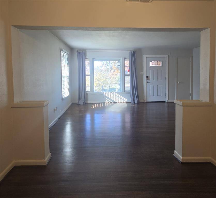 Dallas, TX 75216,2018 Van Cleave Drive