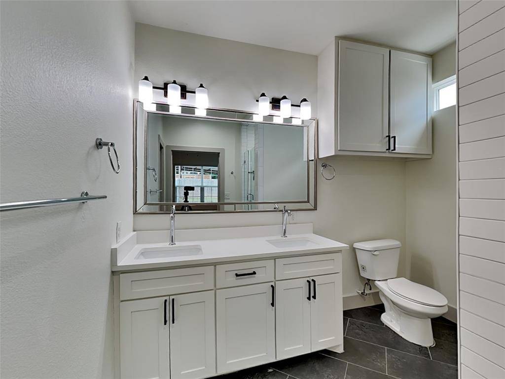 Dallas, TX 75208,1023 N Madison Avenue