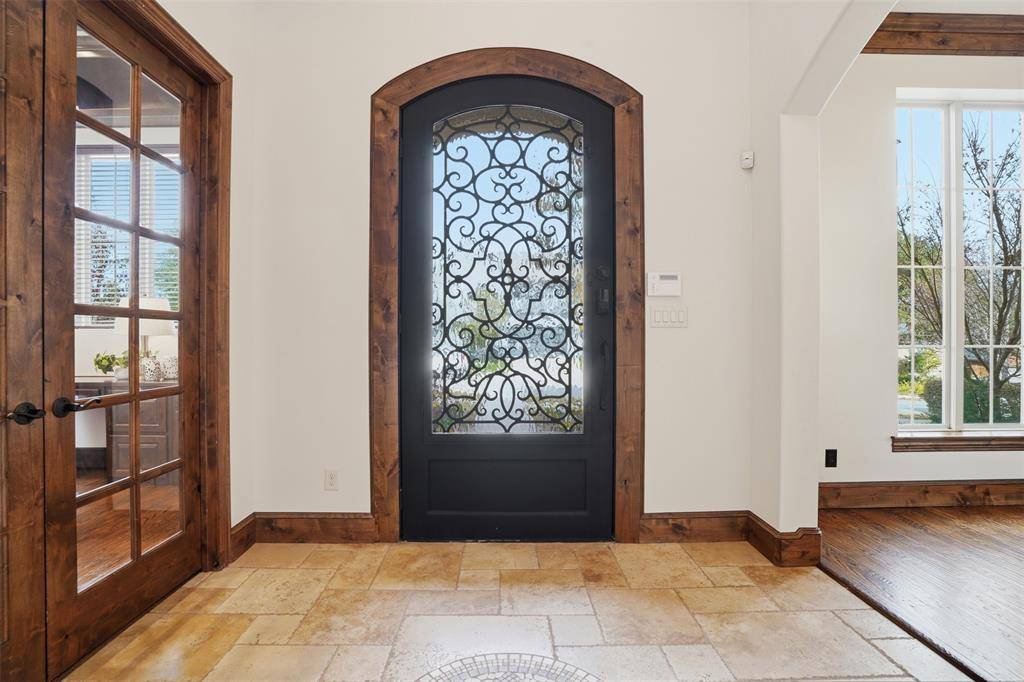 Fort Worth, TX 76107,3725 W 5th Street