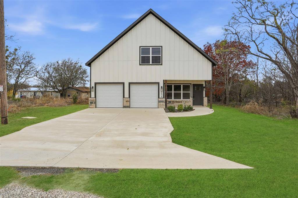 Granbury, TX 76048,5529 Mercedes Circle