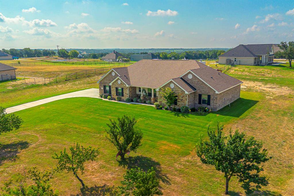 Springtown, TX 76082,105 Kathy Stephens Avenue