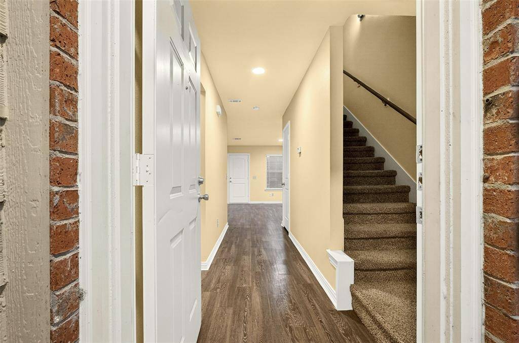 Van Alstyne, TX 75495,1716 S Waco Street