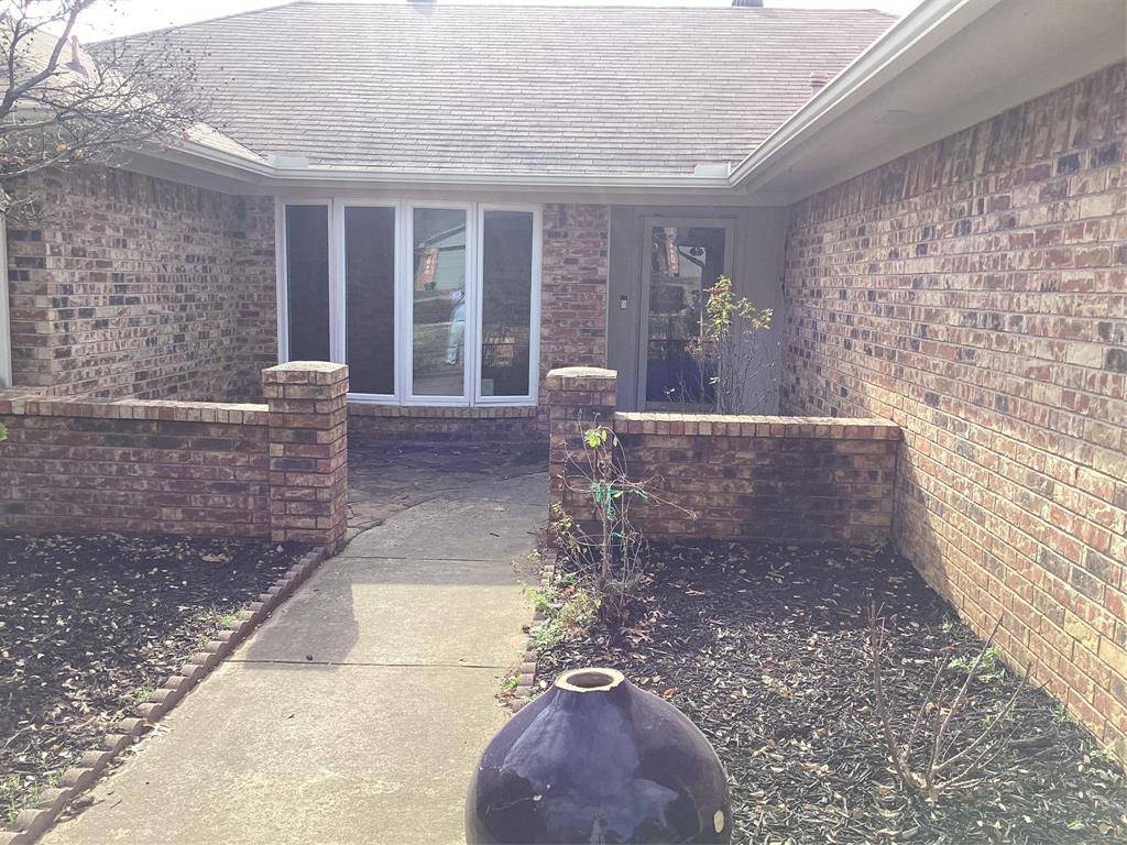 Grapevine, TX 76051,2841 Southridge Drive