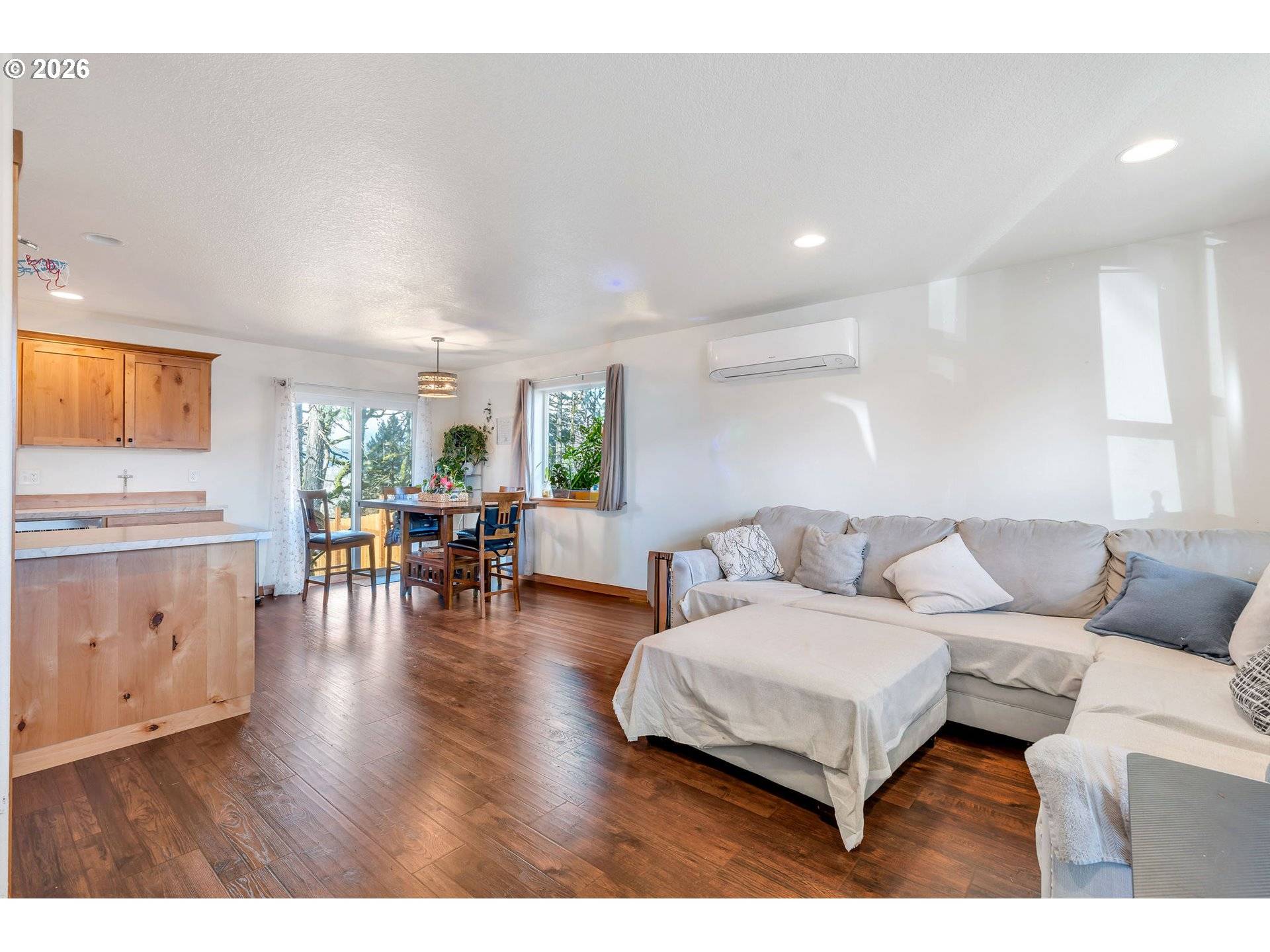 1017 NW HIGHLANDS LOOP, Willamina, OR 97396