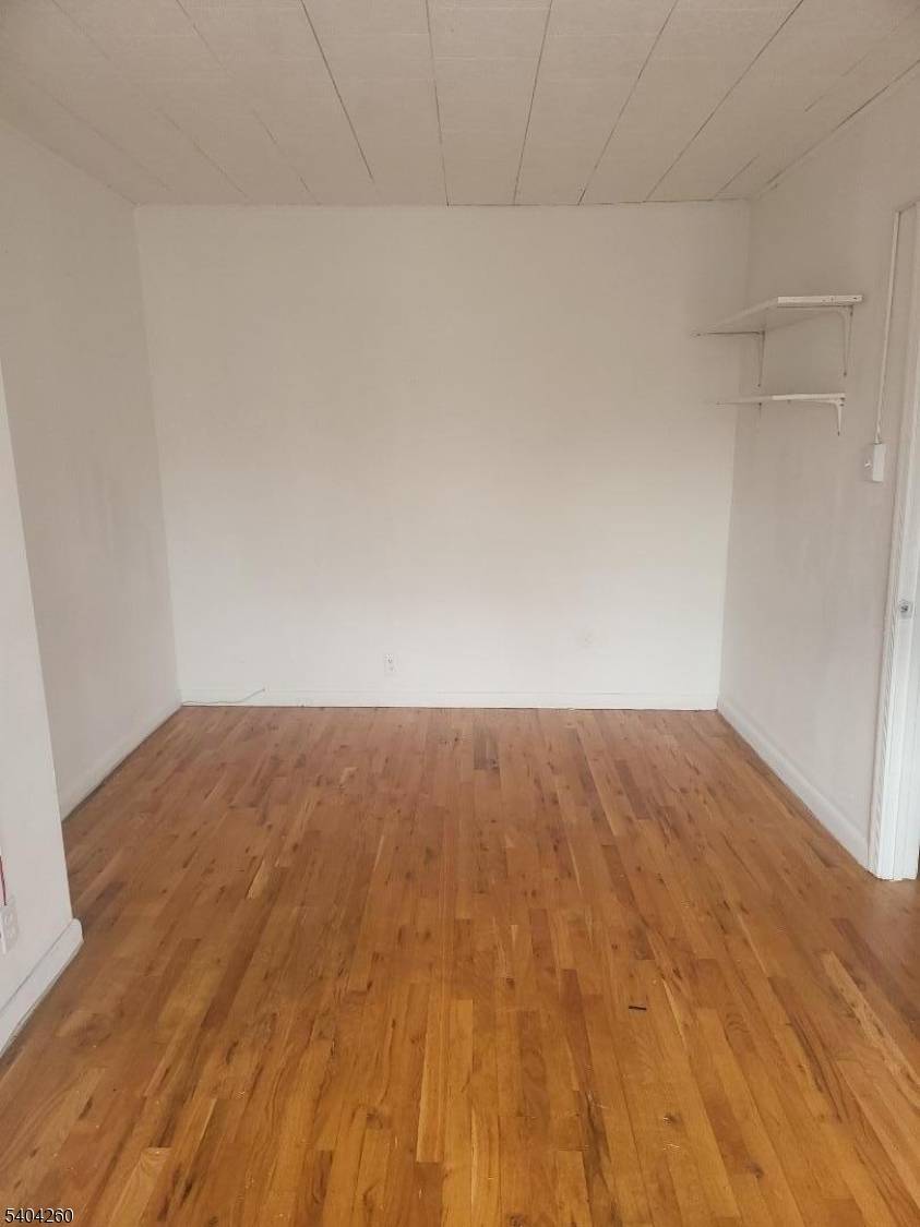 Elizabeth City, NJ 07208,129 Sayre St