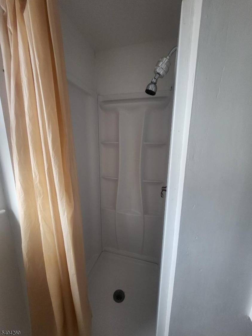 Elizabeth City, NJ 07208,129 Sayre St