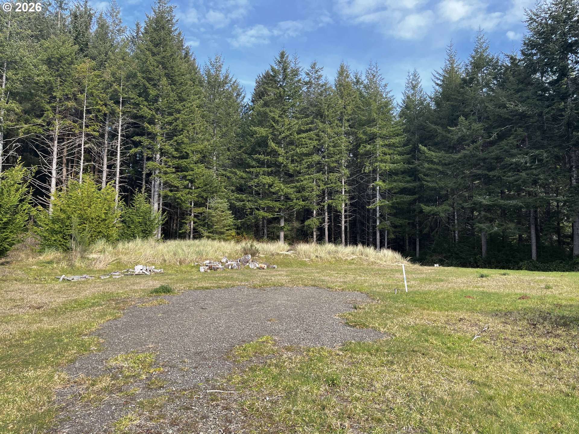 Sauter Dr #7, Florence, OR 97439