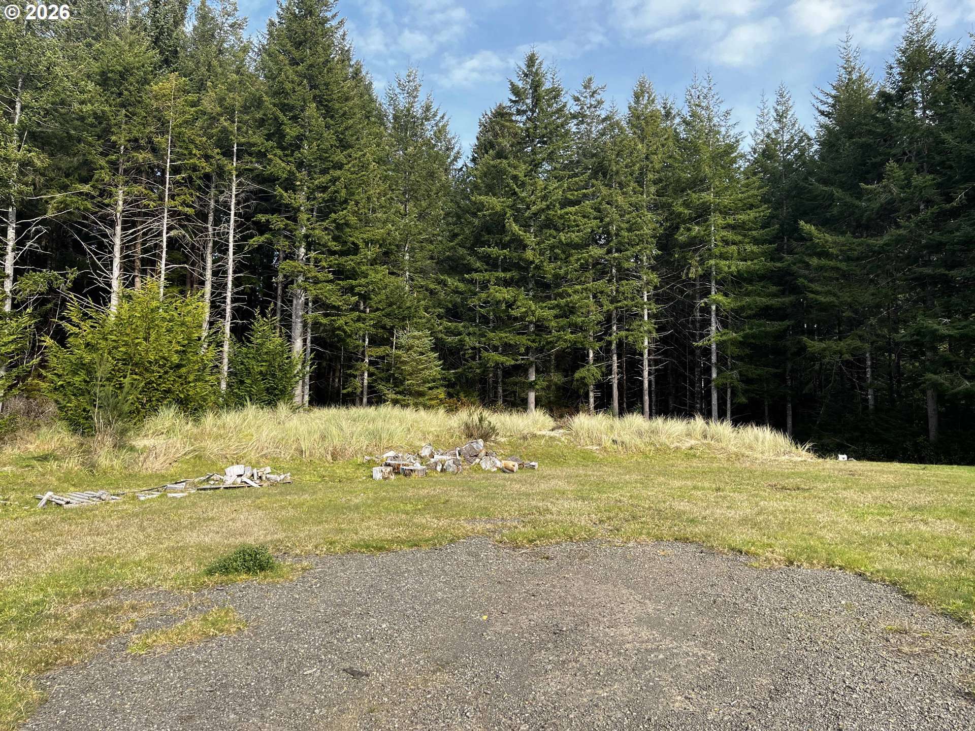 Sauter Dr #7, Florence, OR 97439