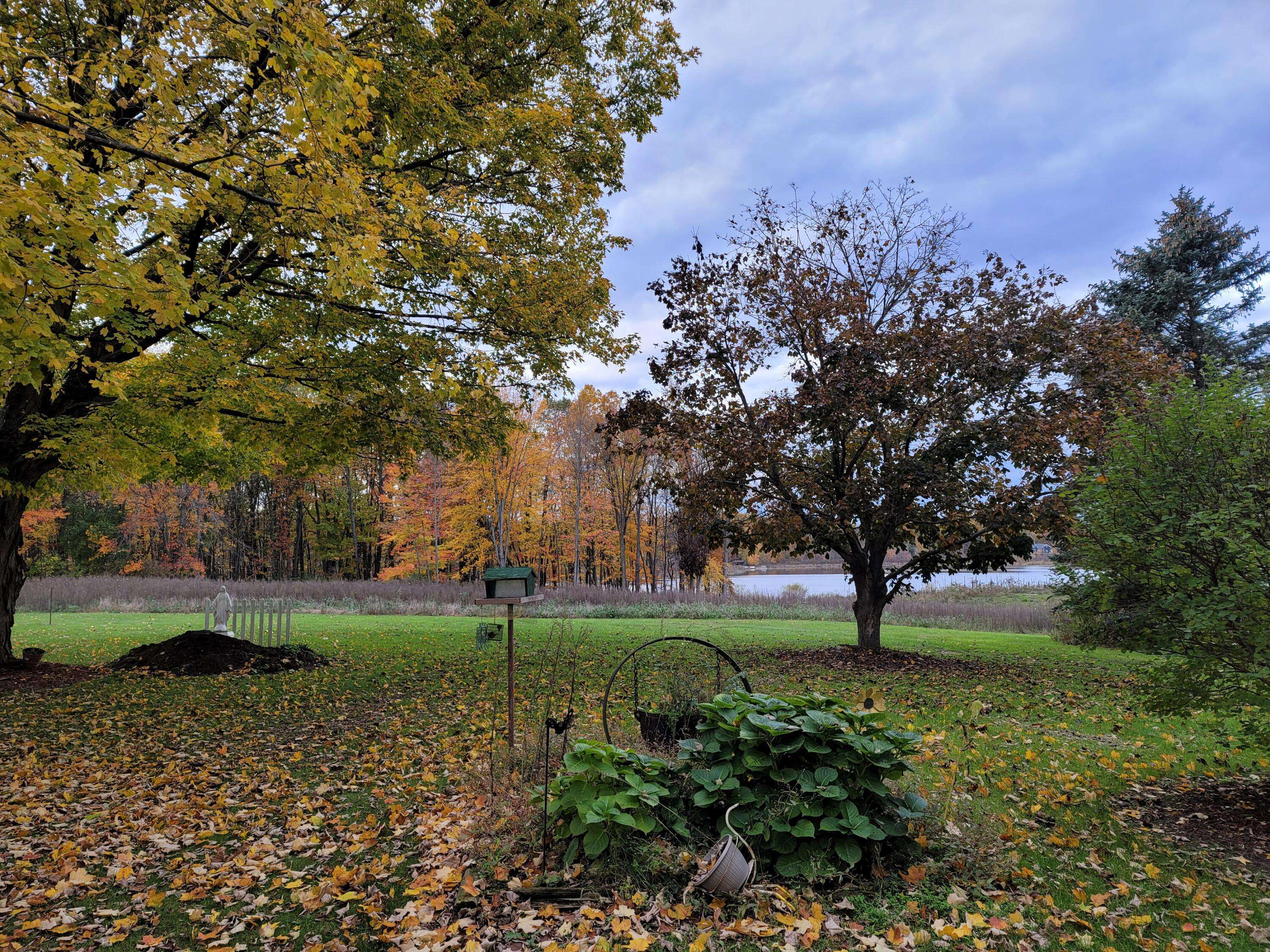 Ada, MI 49301,4885 Gavin Lake RD NE