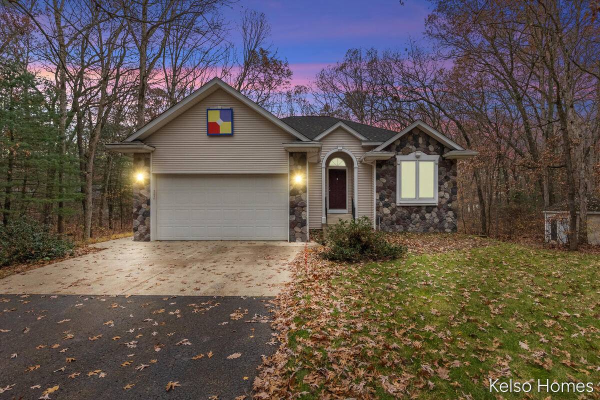 Allegan, MI 49010,4078 Wildwood DR