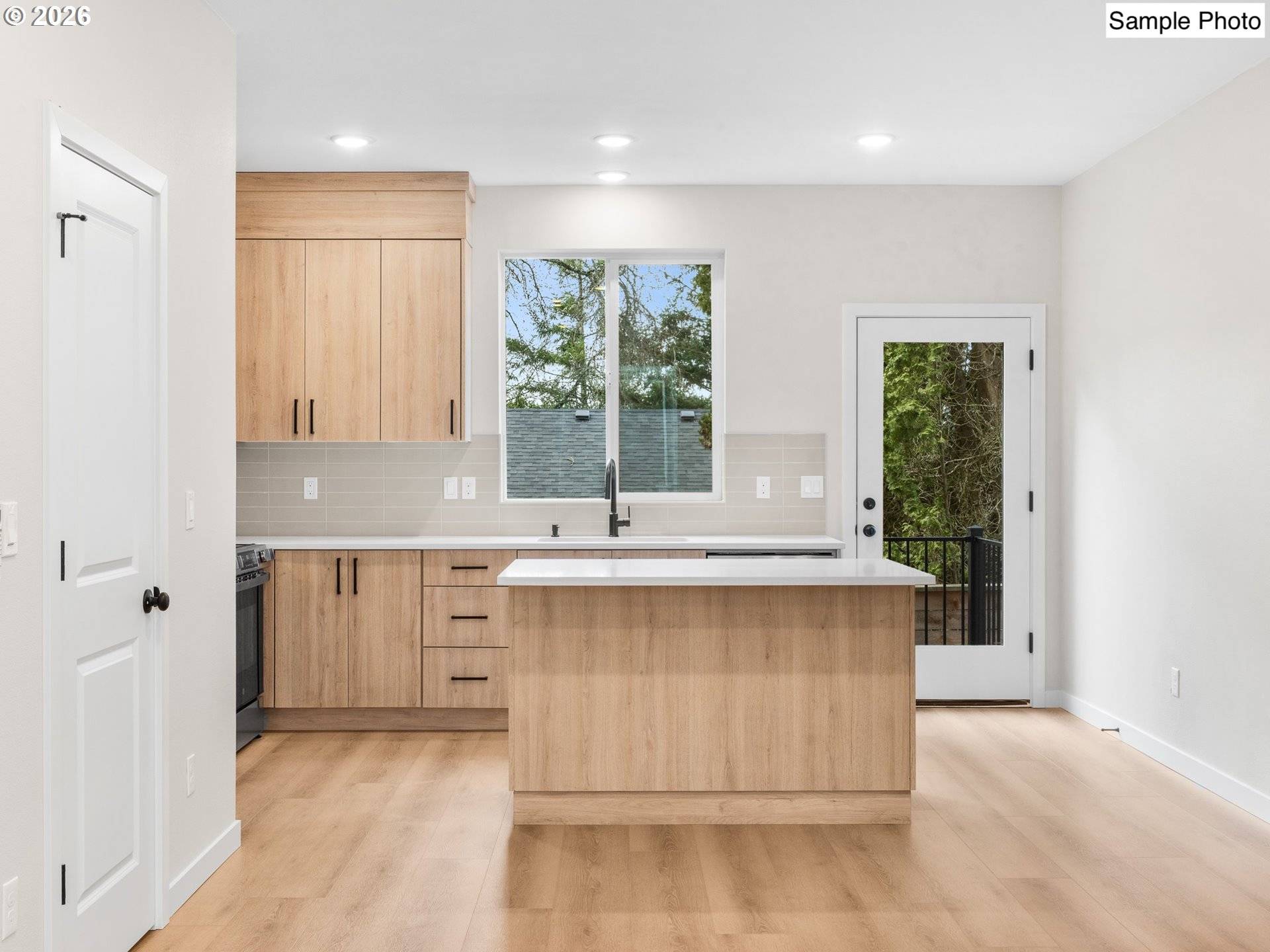 8616 SW 21st AVE #9, Portland, OR 97213