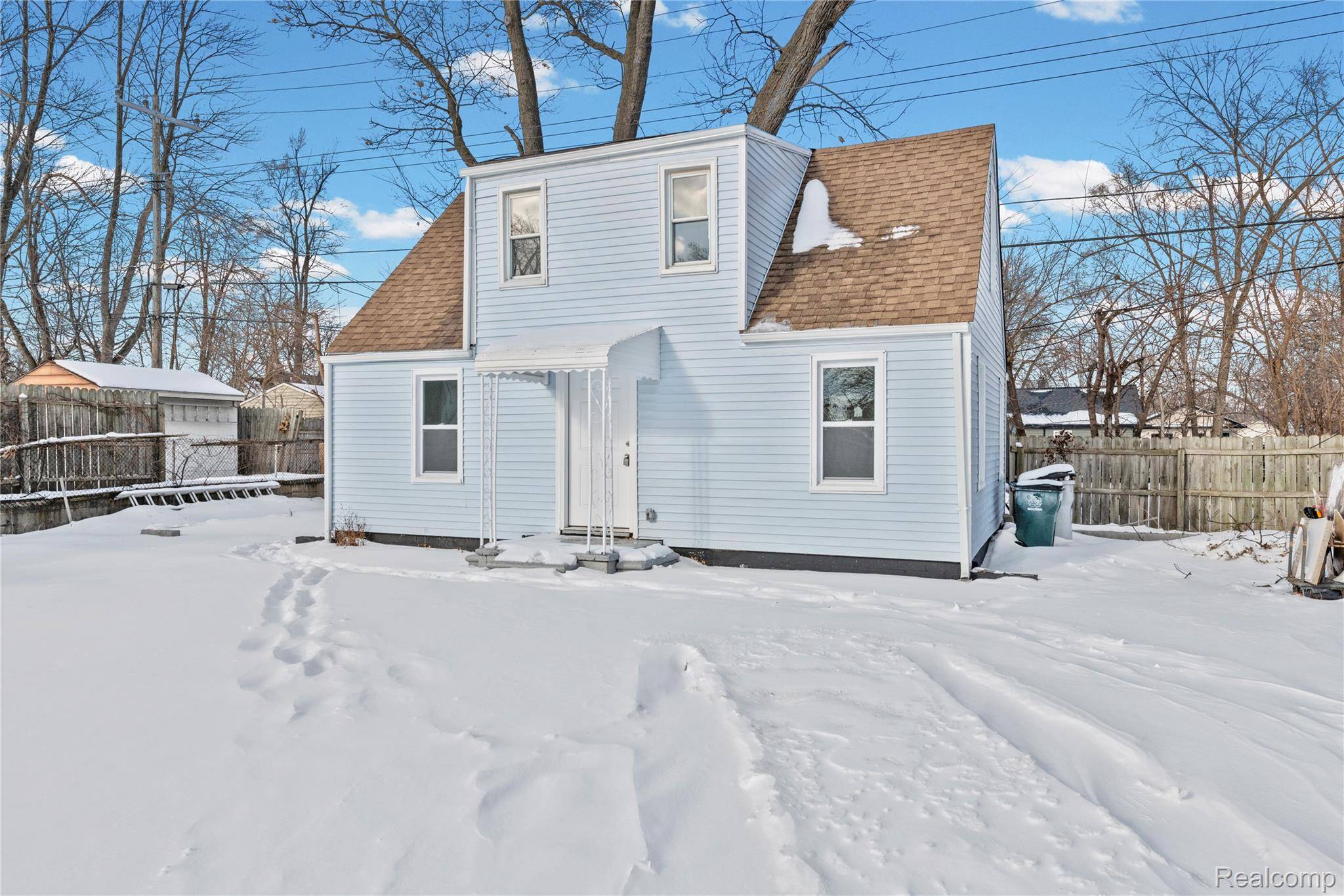 Hazel Park, MI 48030,1523 E Madge AVE