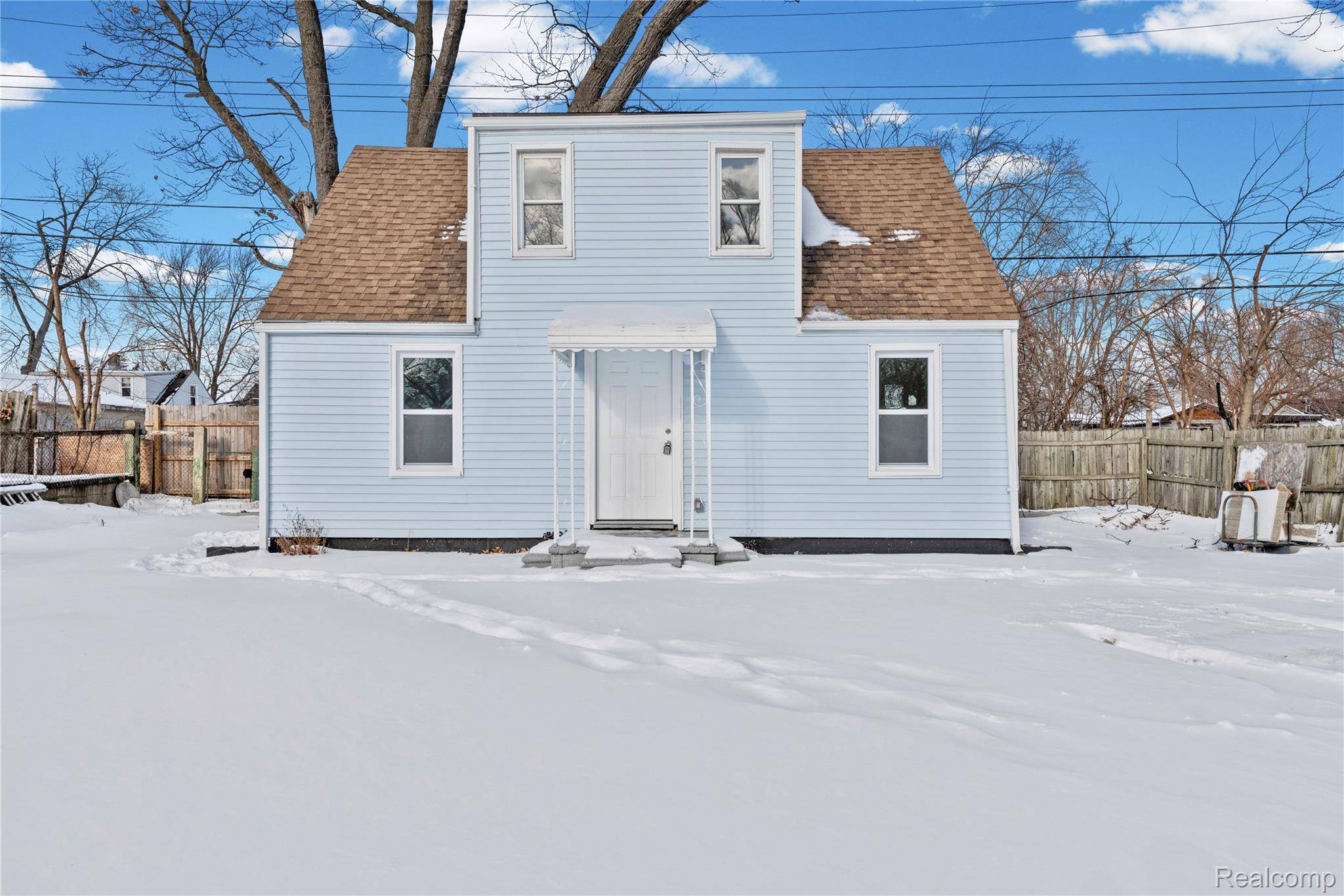 Hazel Park, MI 48030,1523 E Madge AVE