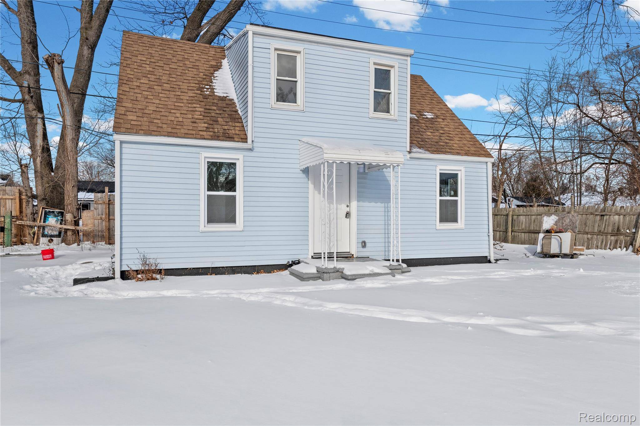 Hazel Park, MI 48030,1523 E Madge AVE