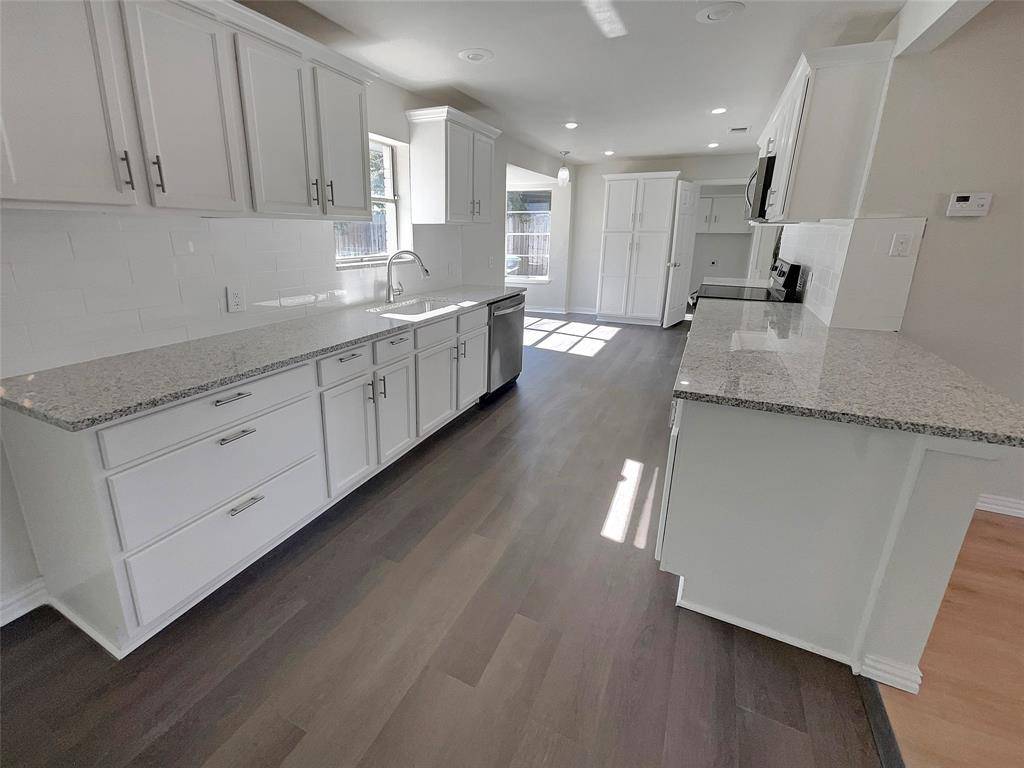 Fort Worth, TX 76133,3925 Wedgworth Road S