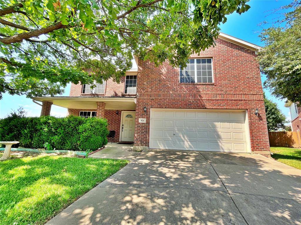 Saginaw, TX 76131,924 Rock Dove Circle