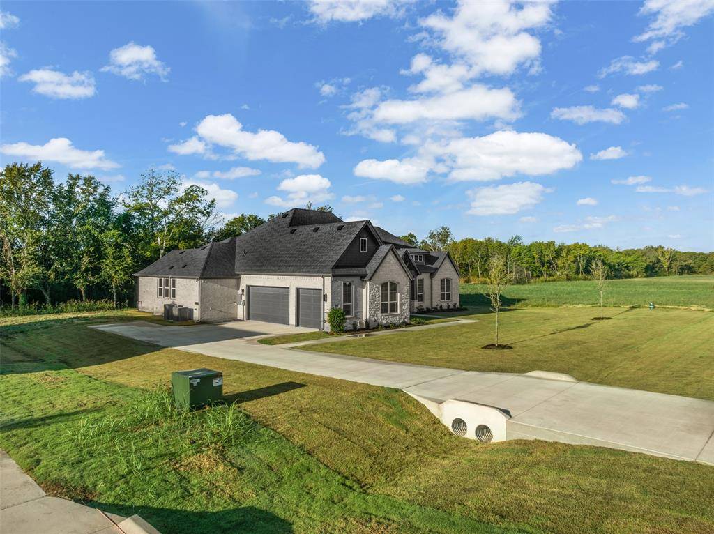 Waxahachie, TX 75167,321 Mayberry Way