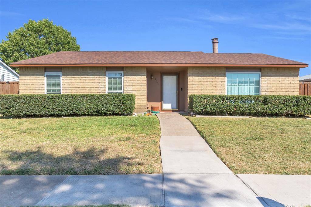 Grand Prairie, TX 75052,2106 Clark Trail