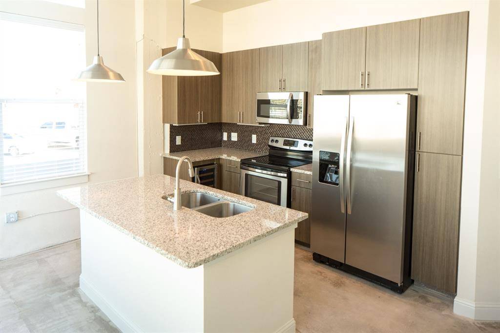 Fort Worth, TX 76104,801 W Vickery Boulevard #202