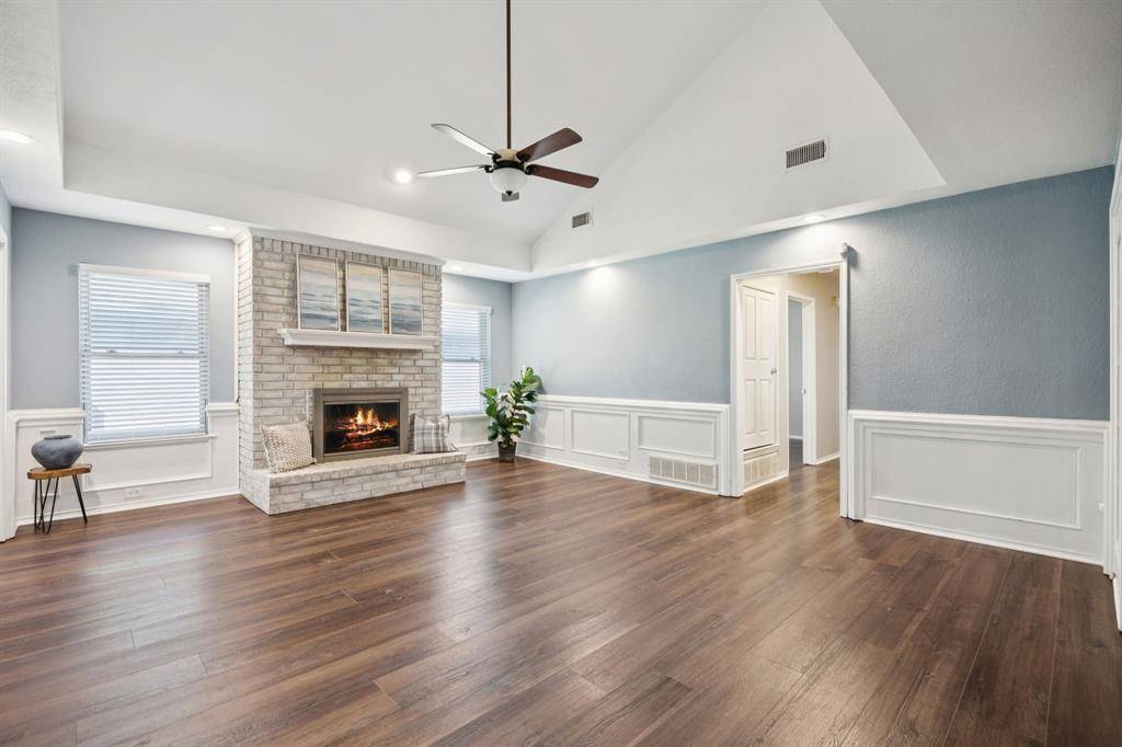 Bedford, TX 76021,3104 Emerald Street