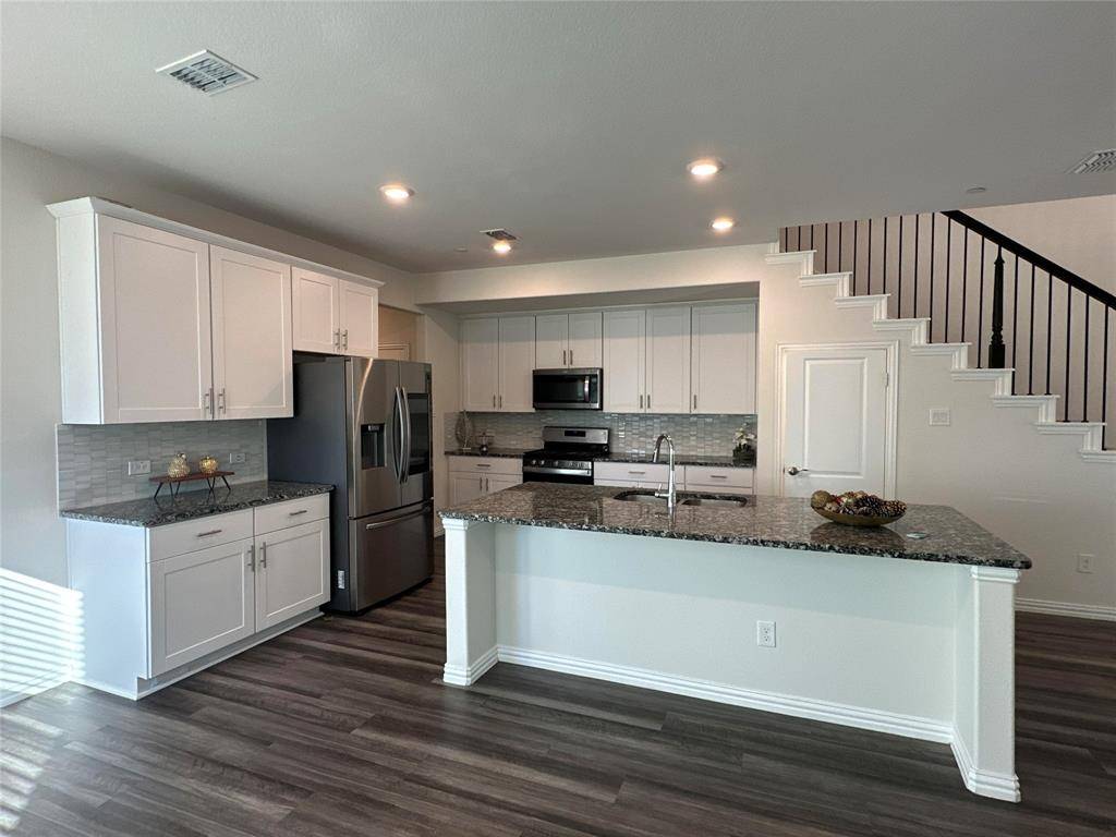 Sachse, TX 75048,4105 STOCKYARD STATION