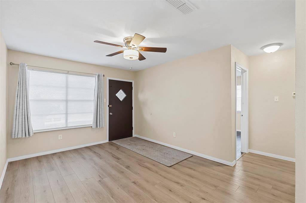 Sansom Park, TX 76114,2801 Skyline Drive #A