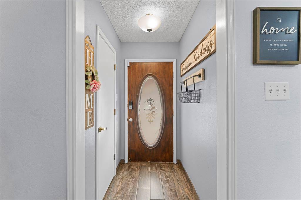 Arlington, TX 76017,2705 Dover Gardens Drive