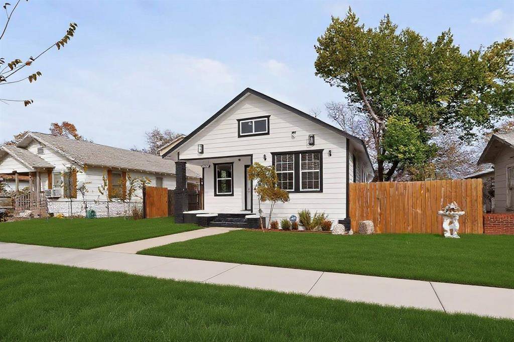 Fort Worth, TX 76105,3423 Avenue N