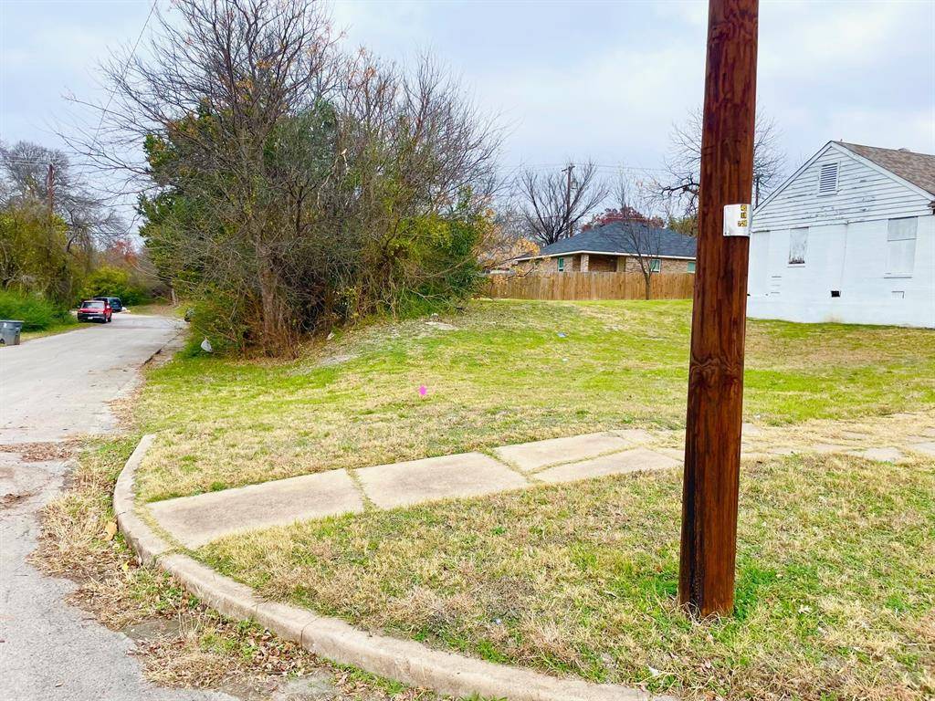 Dallas, TX 75216,2027 Lamont Avenue