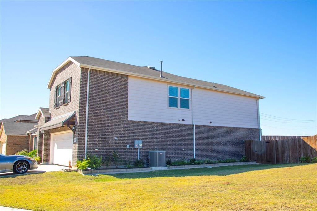 Fort Worth, TX 76131,9149 Redshire Lane