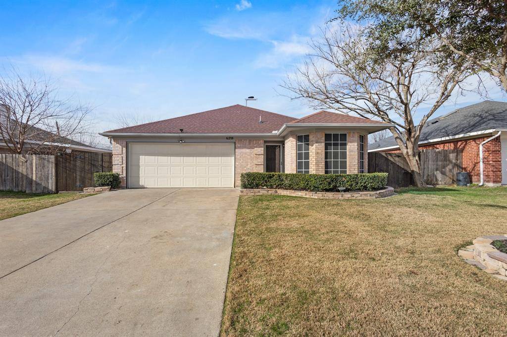 Arlington, TX 76018,6318 Brookbriar Court