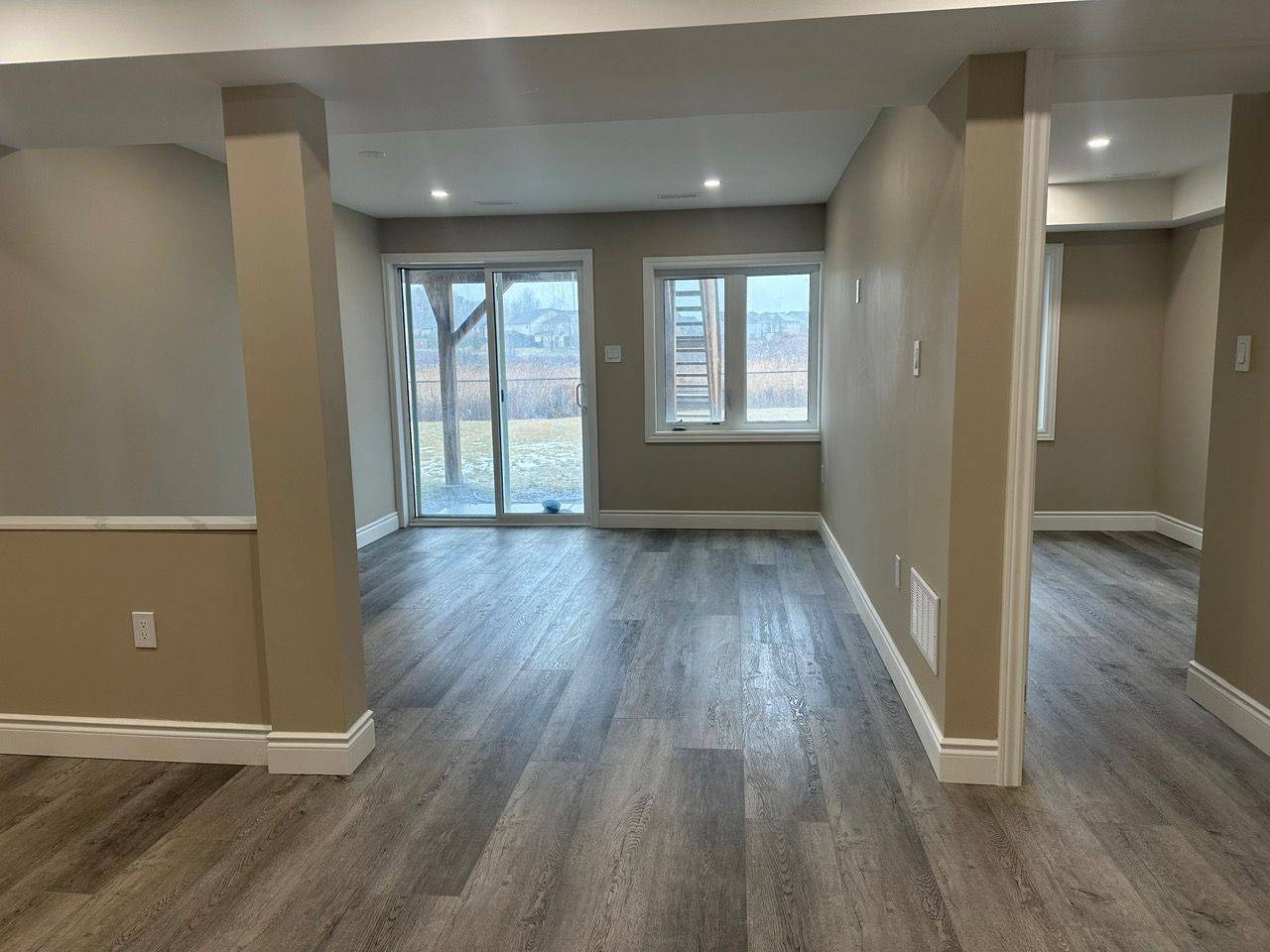 Brantford, ON N3T 0S2,65 Anderson RD #Lower