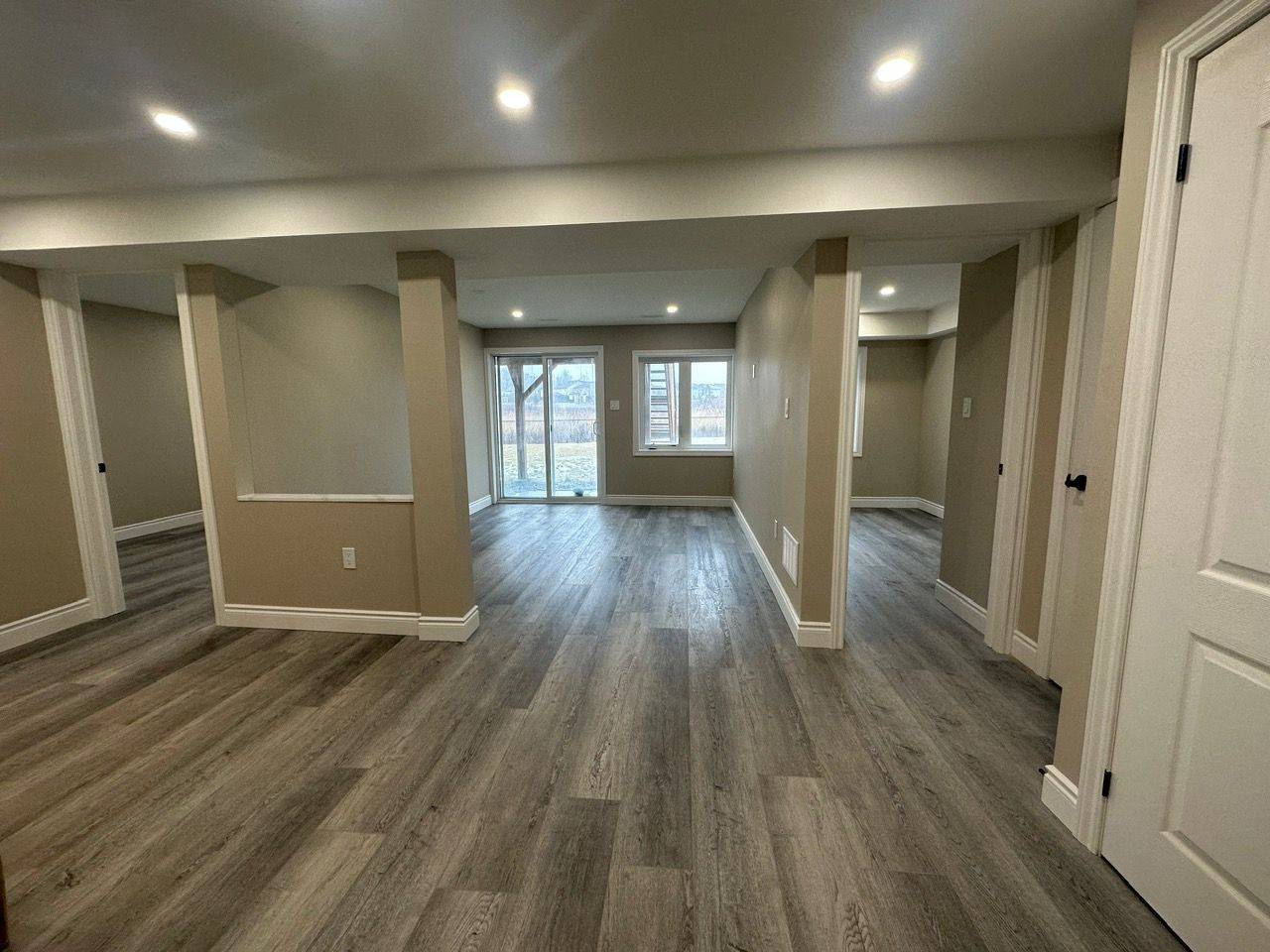 Brantford, ON N3T 0S2,65 Anderson RD #Lower