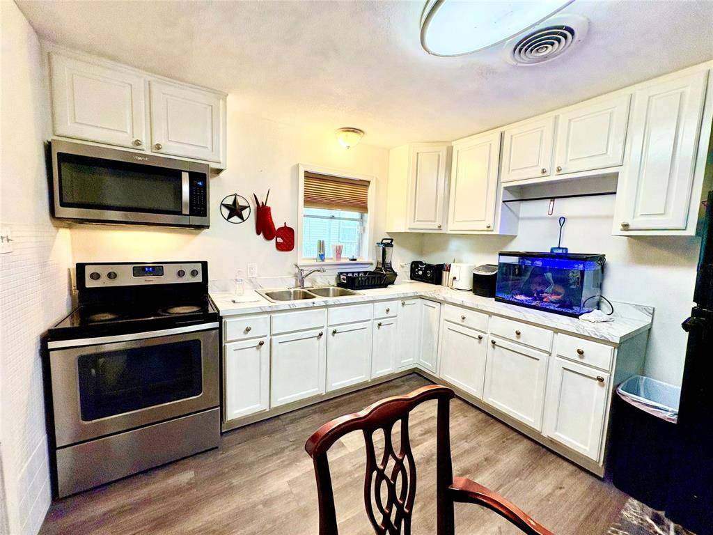 Dallas, TX 75216,4513 Idaho Avenue