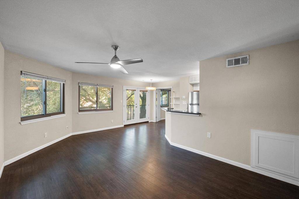 Arlington, TX 76006,2311 Basil Drive #C306