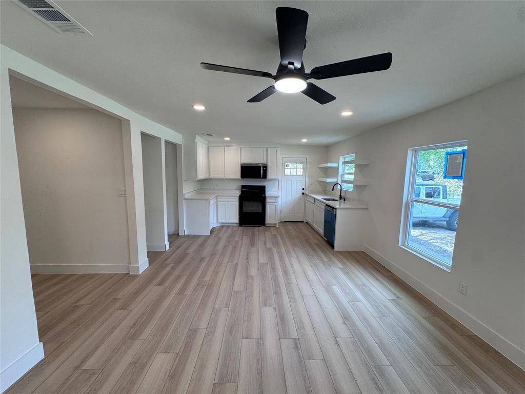 Garland, TX 75042,1410 Tanglewood Lane