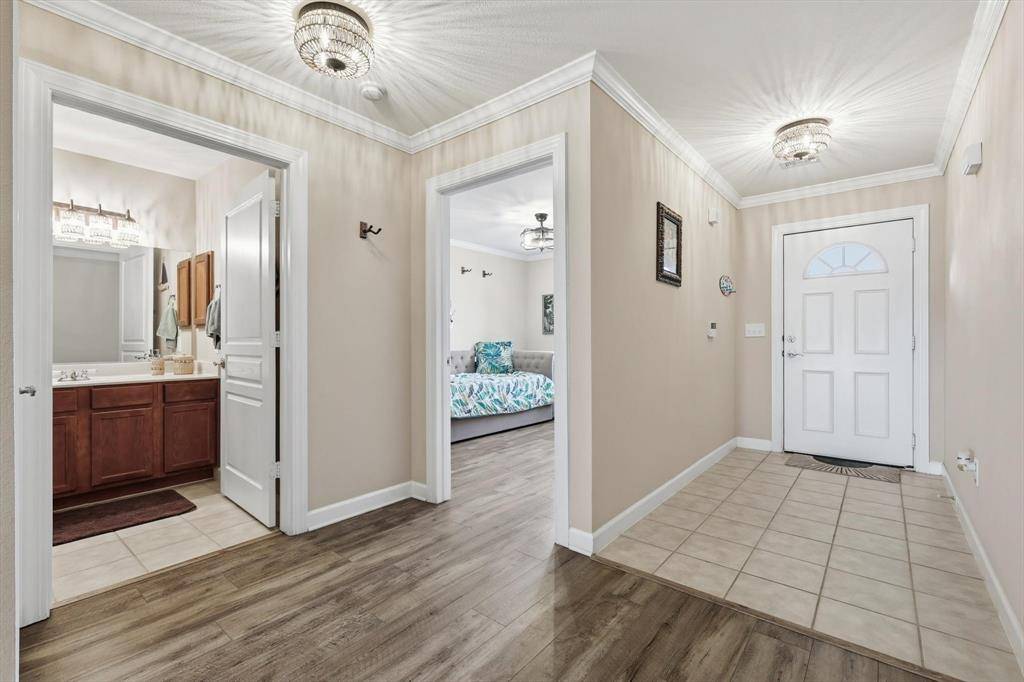 Grand Prairie, TX 75051,863 Lindbergh Lane