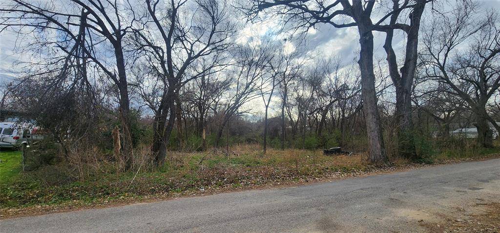 7141 Rucker, Azle, TX 76020