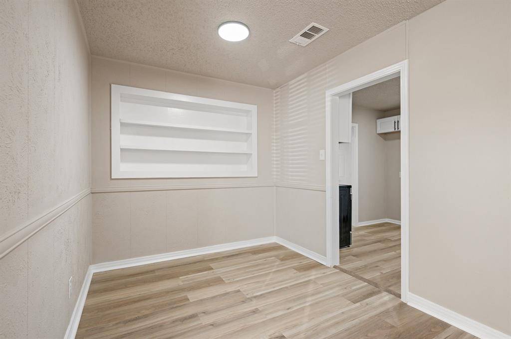 Fort Worth, TX 76133,4401 Odessa Avenue