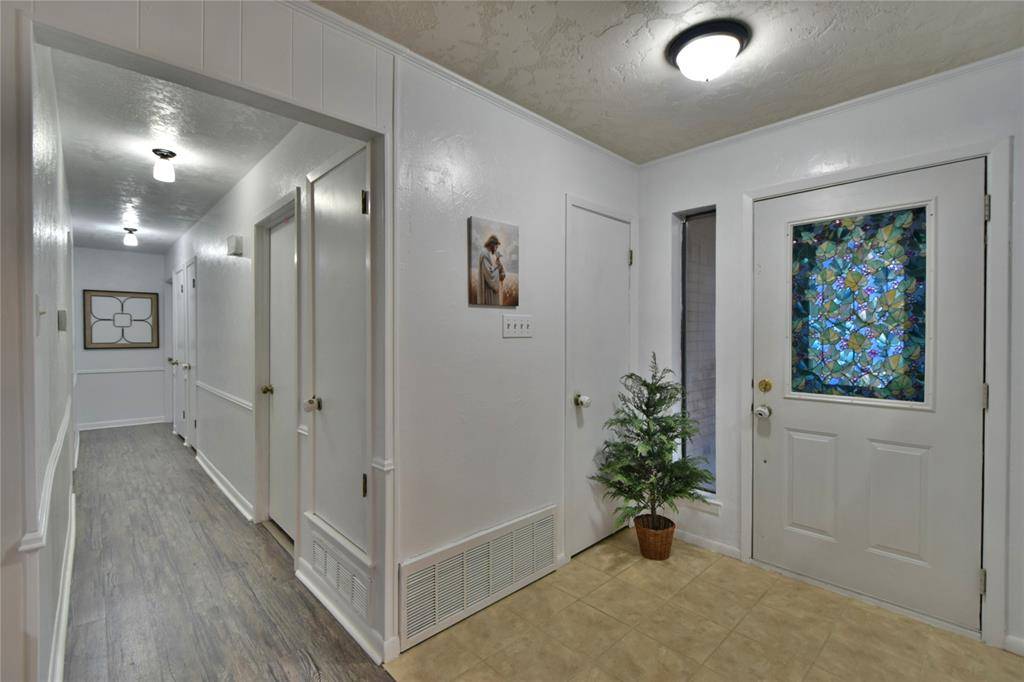 Granbury, TX 76049,9012 Bontura Road